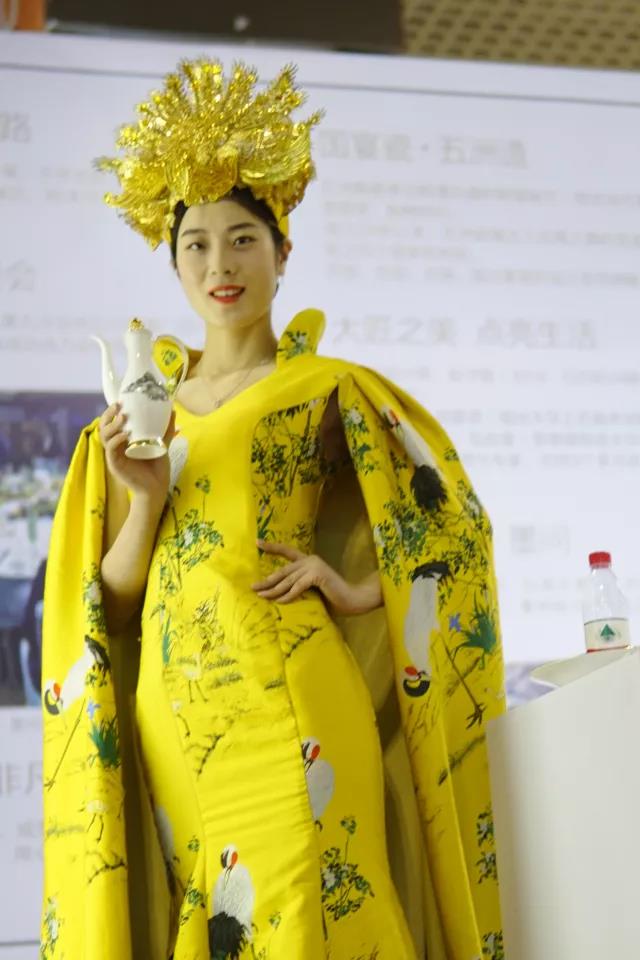 1548408899611460.jpg 11.jpg